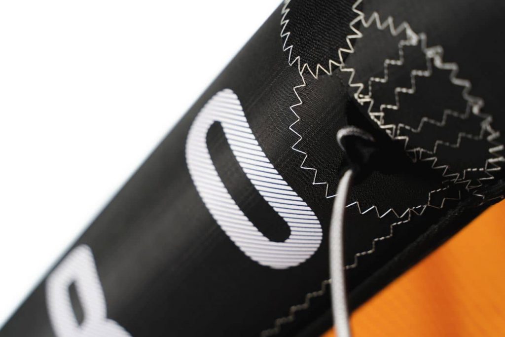 Cometa-kitesurf-Ozone-Enduro-V3-47